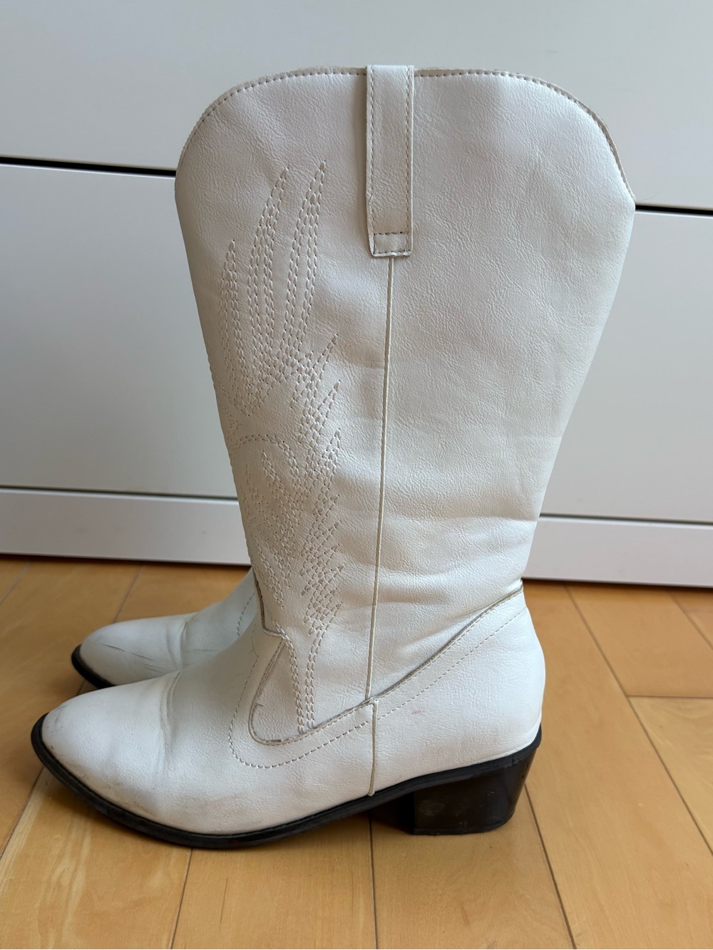 White Women's Western Mid-Calf Cowboy Boots